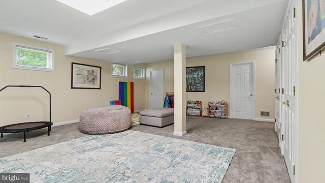 8502 DARK HAWK CIR, Columbia, MD 21045