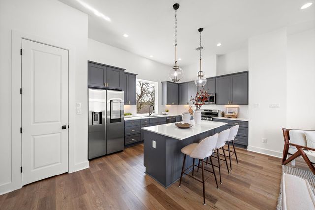 835 Elkhart Street E, Houston, TX 77091