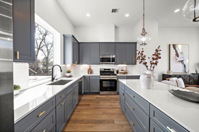 835 Elkhart Street E, Houston, TX 77091