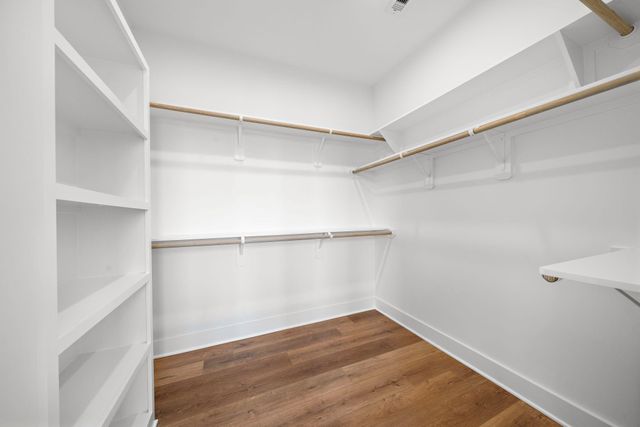 835 Elkhart Street E, Houston, TX 77091
