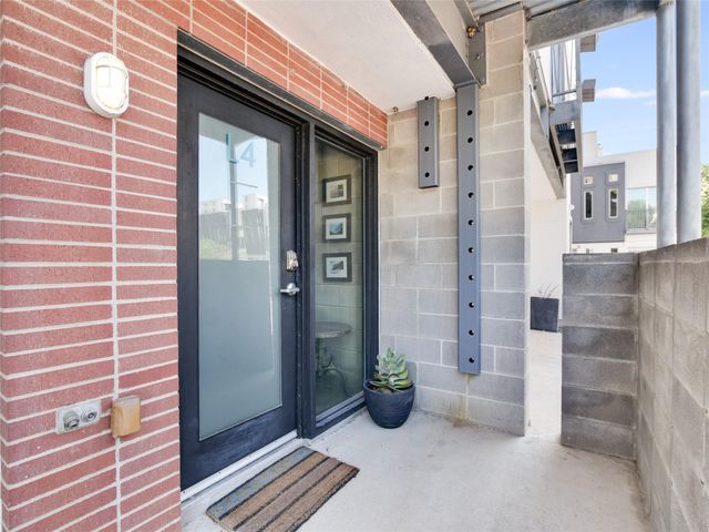 4801 S Congress Ave L4, Austin, TX 78745