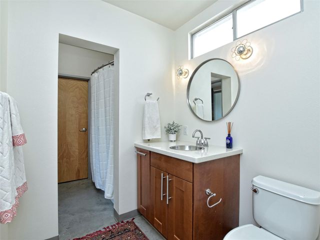 4801 S Congress Ave L4, Austin, TX 78745