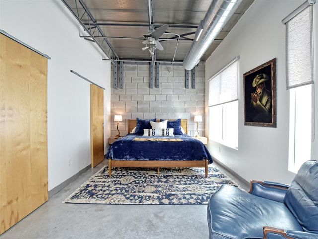 4801 S Congress Ave L4, Austin, TX 78745