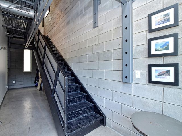 4801 S Congress Ave L4, Austin, TX 78745