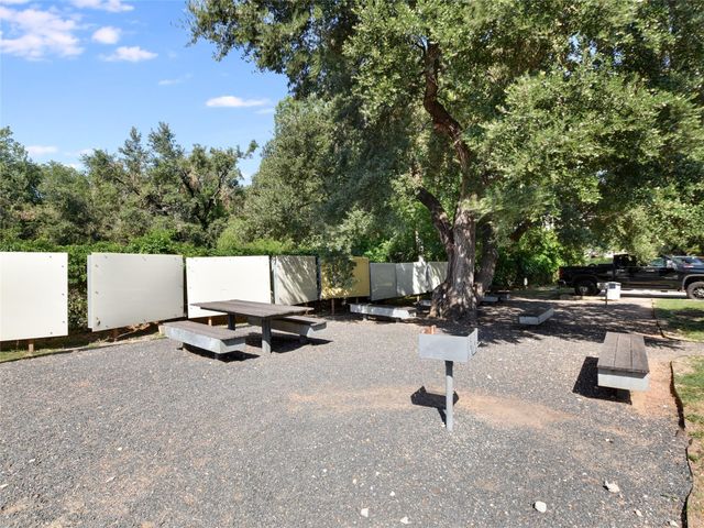 4801 S Congress Ave L4, Austin, TX 78745
