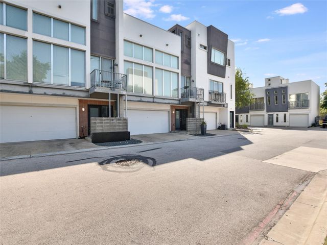 4801 S Congress Ave L4, Austin, TX 78745