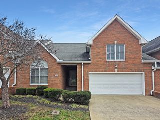 4 Abby Lynn Cir, Clarksville, TN 37043
