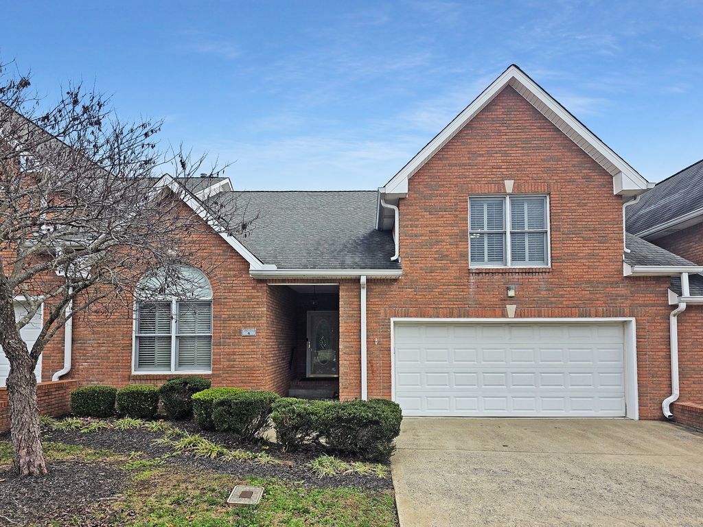 4 Abby Lynn Cir, Clarksville, TN 37043