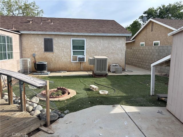 3107 E Avenue R5, Palmdale, CA 93550