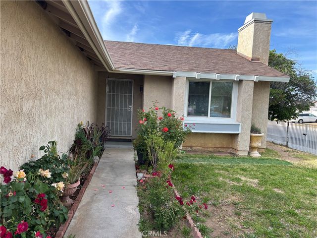 3107 E Avenue R5, Palmdale, CA 93550