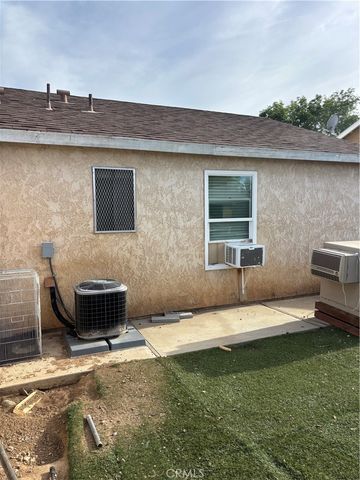 3107 E Avenue R5, Palmdale, CA 93550