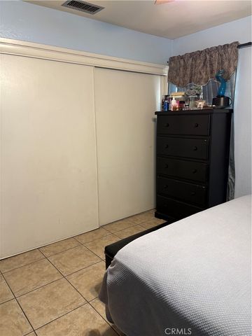 3107 E Avenue R5, Palmdale, CA 93550