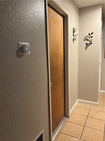 3107 E Avenue R5, Palmdale, CA 93550