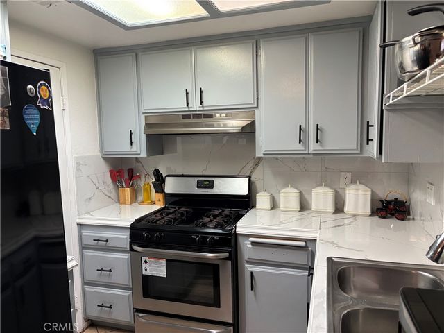 3107 E Avenue R5, Palmdale, CA 93550
