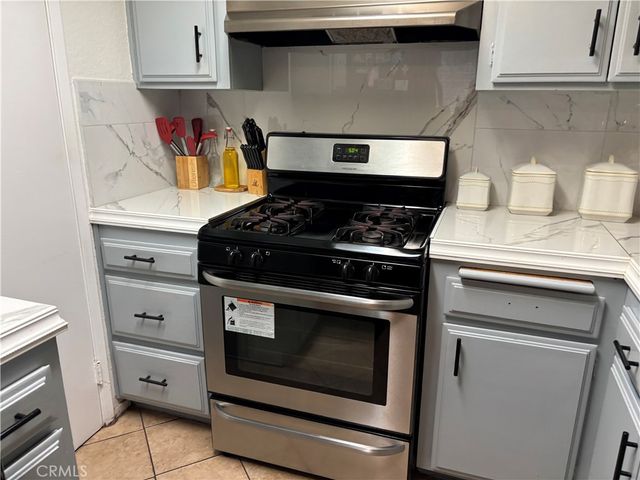 3107 E Avenue R5, Palmdale, CA 93550
