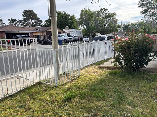 3107 E Avenue R5, Palmdale, CA 93550
