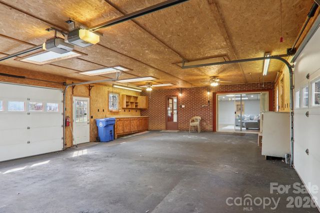 10 S Oak Forest Drive, Asheville, NC 28803