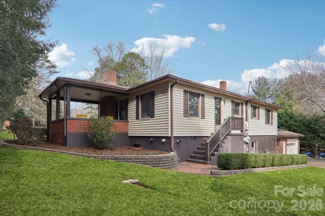 10 S Oak Forest Drive, Asheville, NC 28803