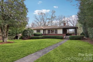 10 S Oak Forest Drive, Asheville, NC 28803
