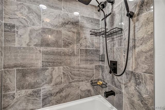 4017 Washington Street, Niagara Falls, NY 14305