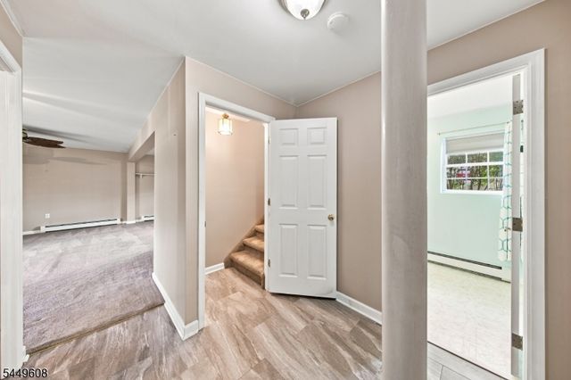 10 Lakeview Ter, Sussex Boro, NJ 07461