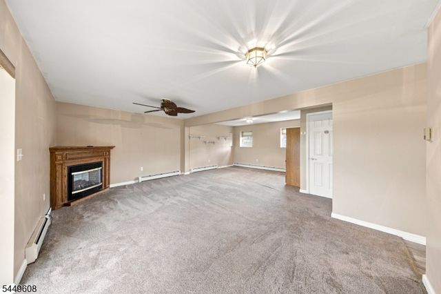 10 Lakeview Ter, Sussex Boro, NJ 07461