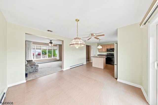 10 Lakeview Ter, Sussex Boro, NJ 07461