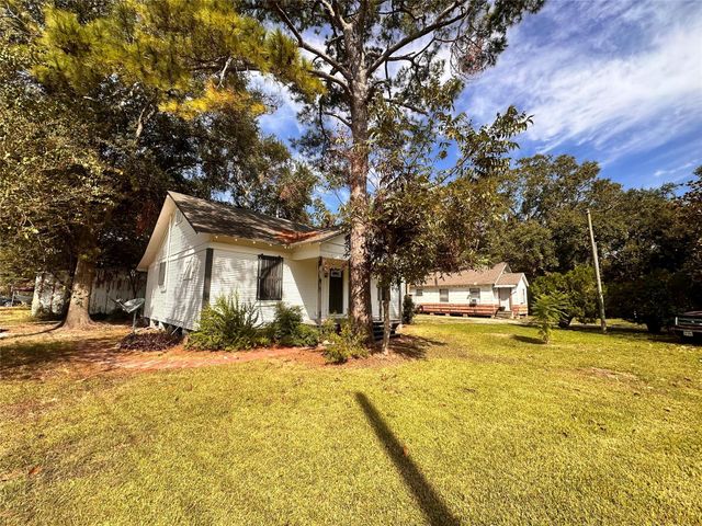 330 Gordy Road, Bacliff, TX 77518