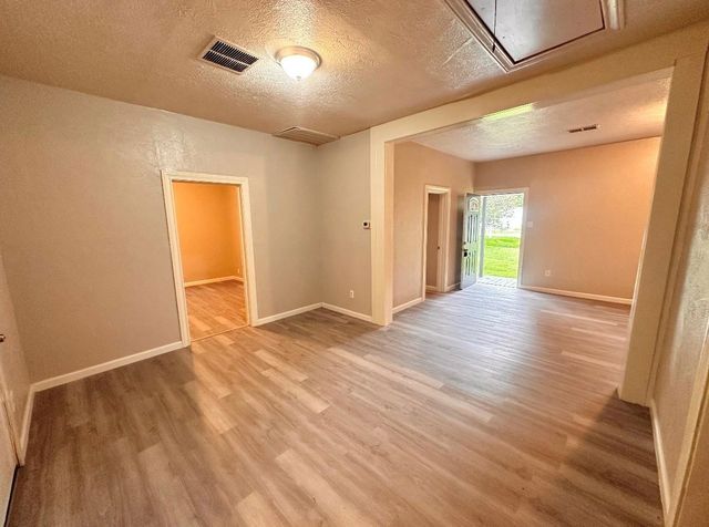 330 Gordy Road, Bacliff, TX 77518