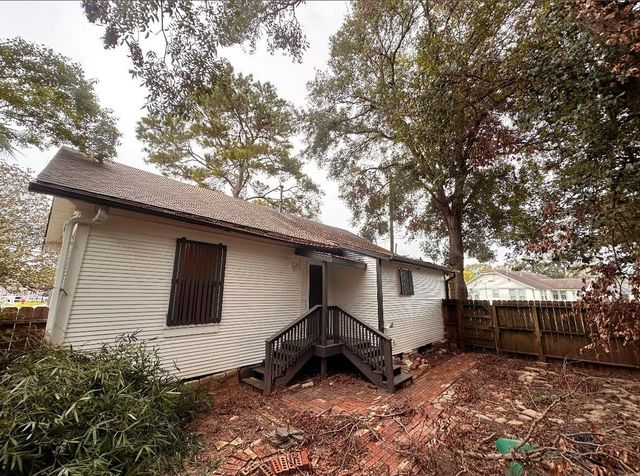 330 Gordy Road, Bacliff, TX 77518