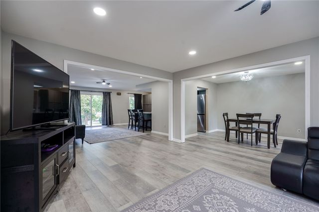 4370 Wilmington Pike, Kettering, OH 45440