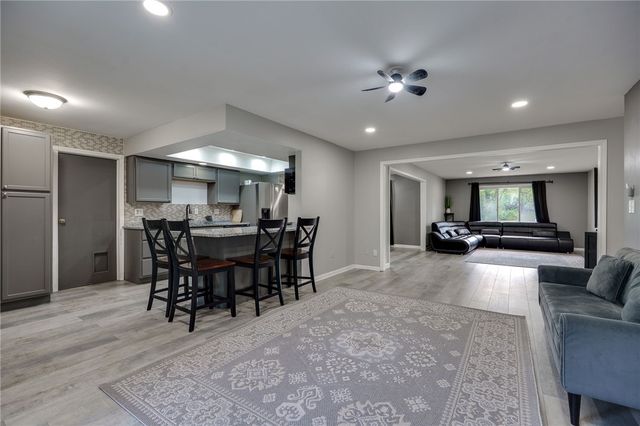 4370 Wilmington Pike, Kettering, OH 45440