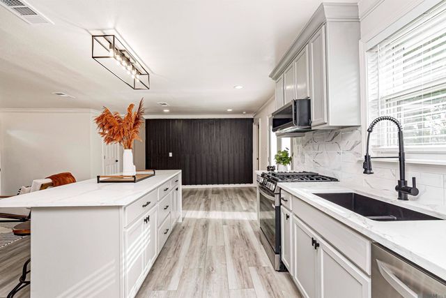 11502 Nimitz St, Baton Rouge, LA 70811