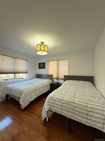 380 The Greenway, East Marion, NY 11939