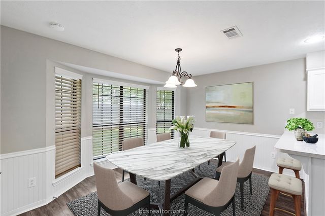 1412 Richland Court S, College Station, TX 77845