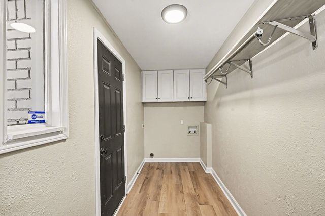 4241 Whitfield Avenue, Fort Worth, TX 76109