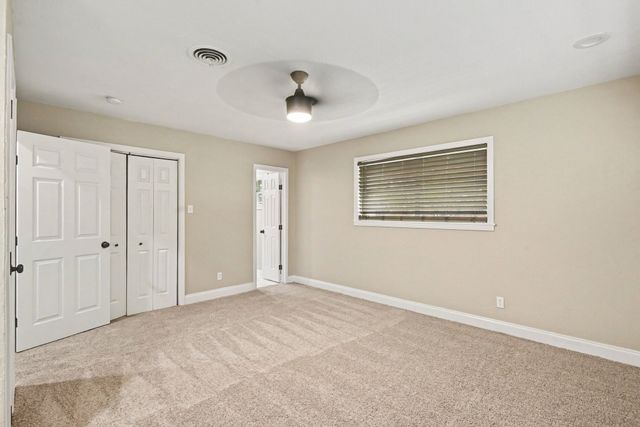 4241 Whitfield Avenue, Fort Worth, TX 76109