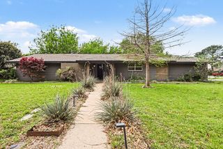 4241 Whitfield Avenue, Fort Worth, TX 76109