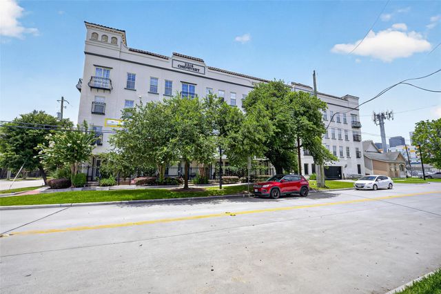 2216 Chenevert Street 7, Houston, TX 77003