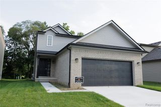 23207 Dale Allen Drive, Clinton Township, MI 48035