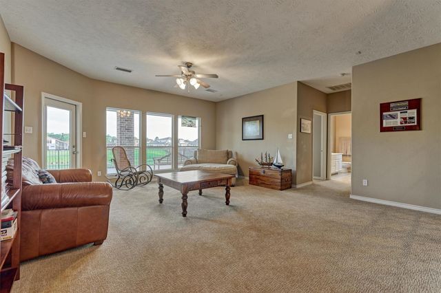 11452 Grand Pine Drive, Montgomery, TX 77356