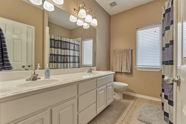11452 Grand Pine Drive, Montgomery, TX 77356