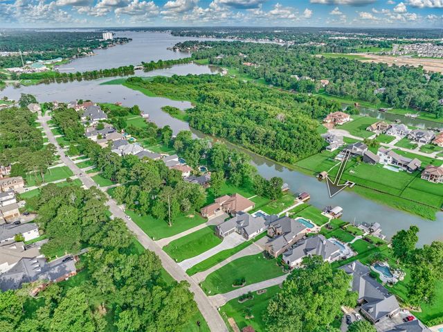 11452 Grand Pine Drive, Montgomery, TX 77356