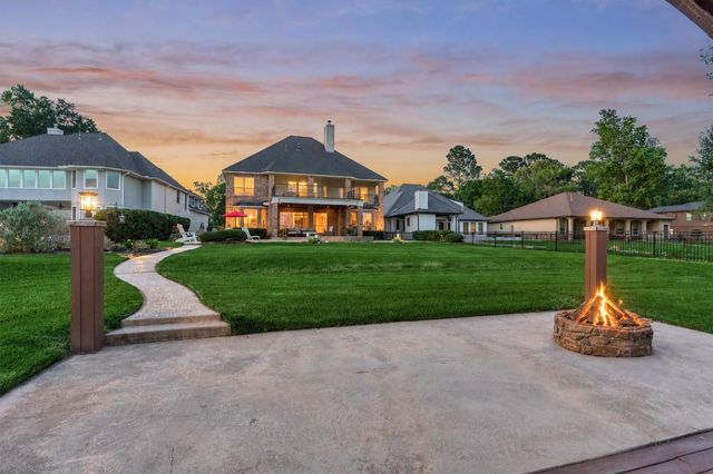11452 Grand Pine Drive, Montgomery, TX 77356