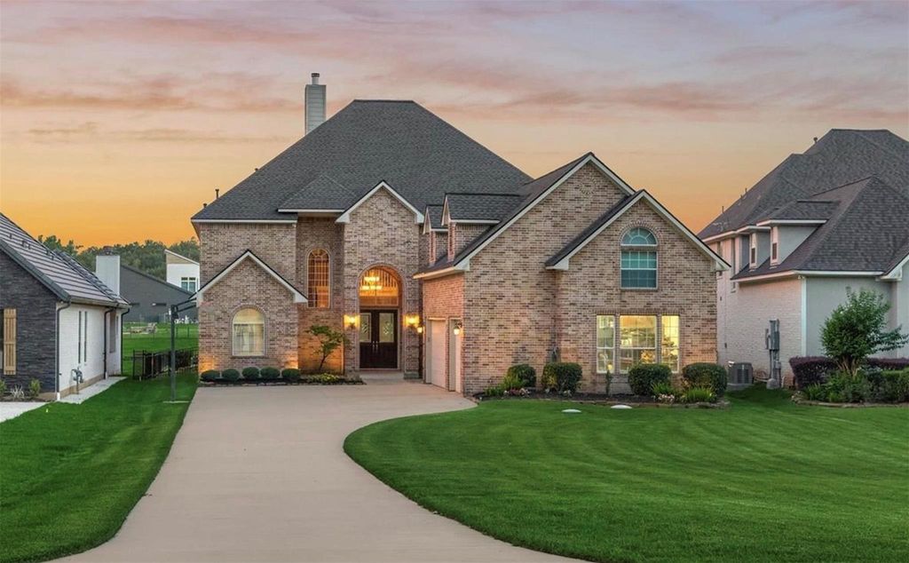 11452 Grand Pine Drive, Montgomery, TX 77356