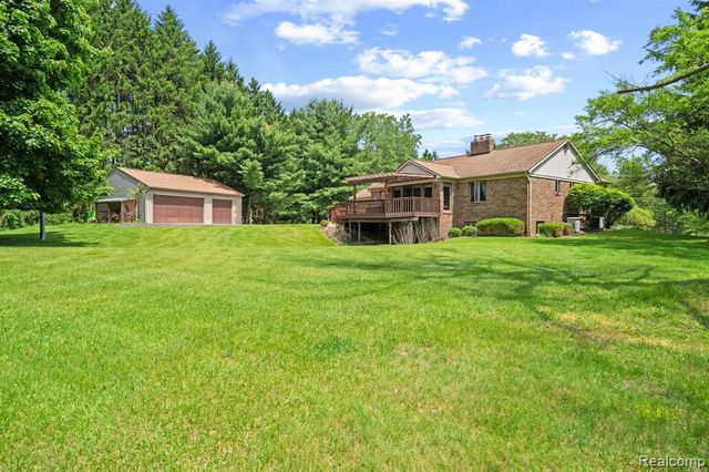 3158 Eden Trail, Brighton, MI 48114