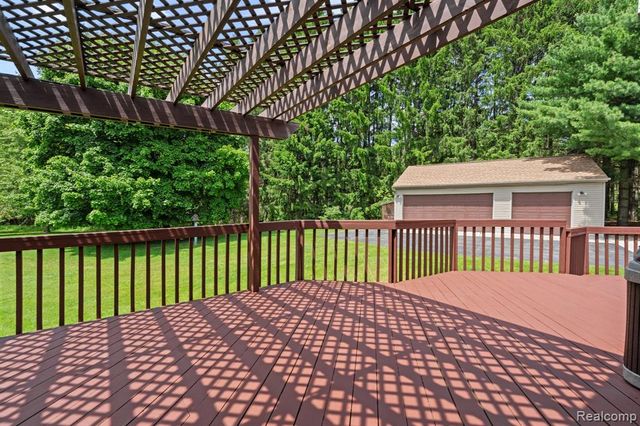 3158 Eden Trail, Brighton, MI 48114