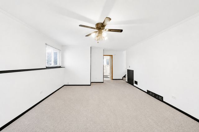 524 Redwing Drive, Round Lake Beach, IL 60073