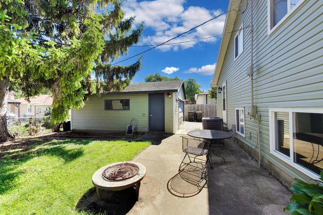 524 Redwing Drive, Round Lake Beach, IL 60073