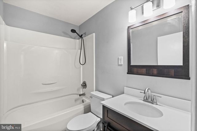 727 CHALKLEVEL RD, Louisa, VA 23093